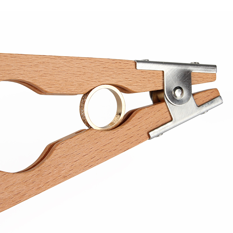 Jewelry Making Machines - Stuccler – porte-anneau en bois de