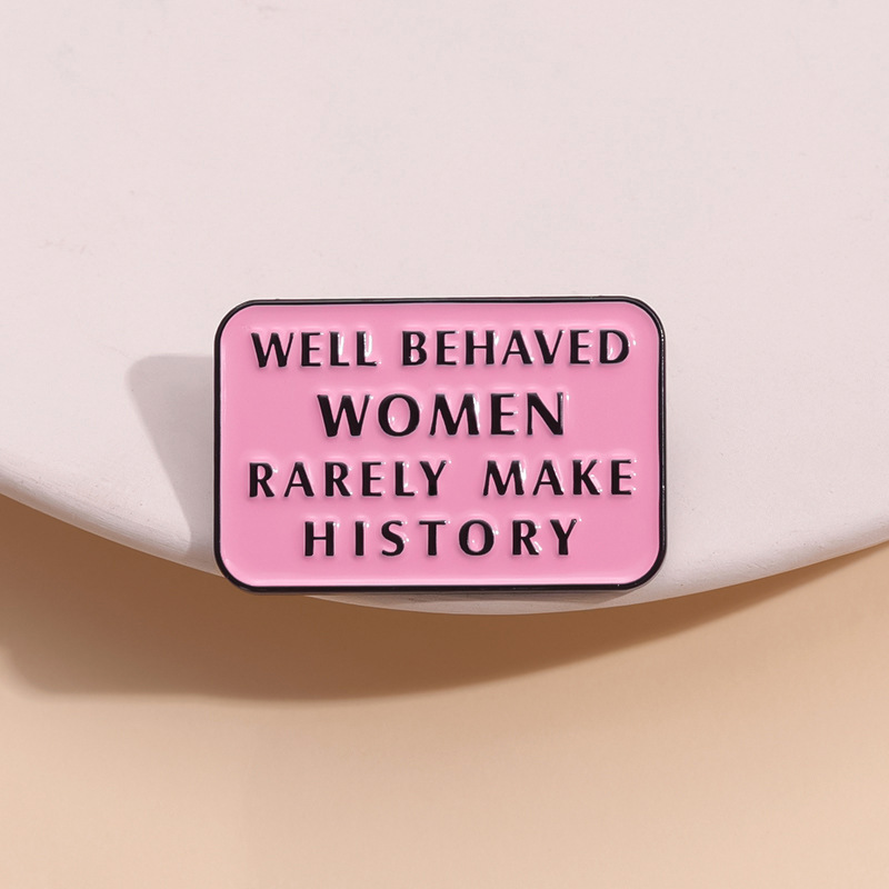 Épingles en émail pour femmes  - Jewelry Making History avis et prix